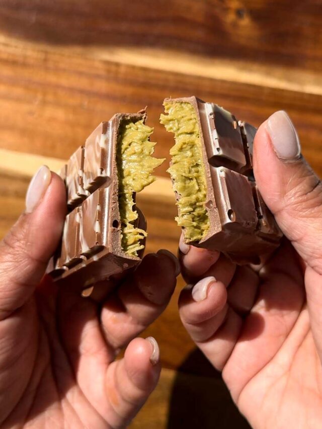 Pistachio Chocolate Bar Story