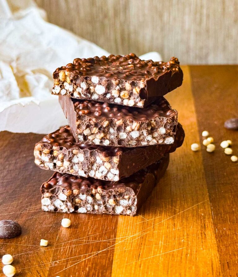 EASY PUFFED QUINOA CHOCOLATE BARS